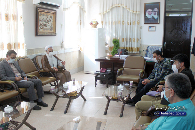 حضور دانش‌آموزان در مدارس شهرستان بهاباد مشروط به تزریق واکسن کرونا‌ یا ارائه نتیجه تست pcr  به صورت 72 ساعته می‌باشد