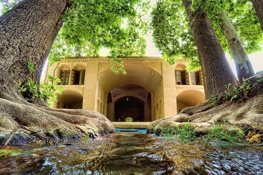 حضور داوطلبان میراث جهانی یونسکو در باغ جهانی پهلوانپور