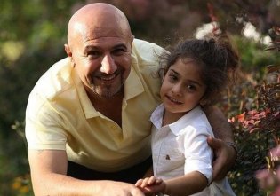 پدر آرات به اتهام‌ها پاسخ می‌دهد