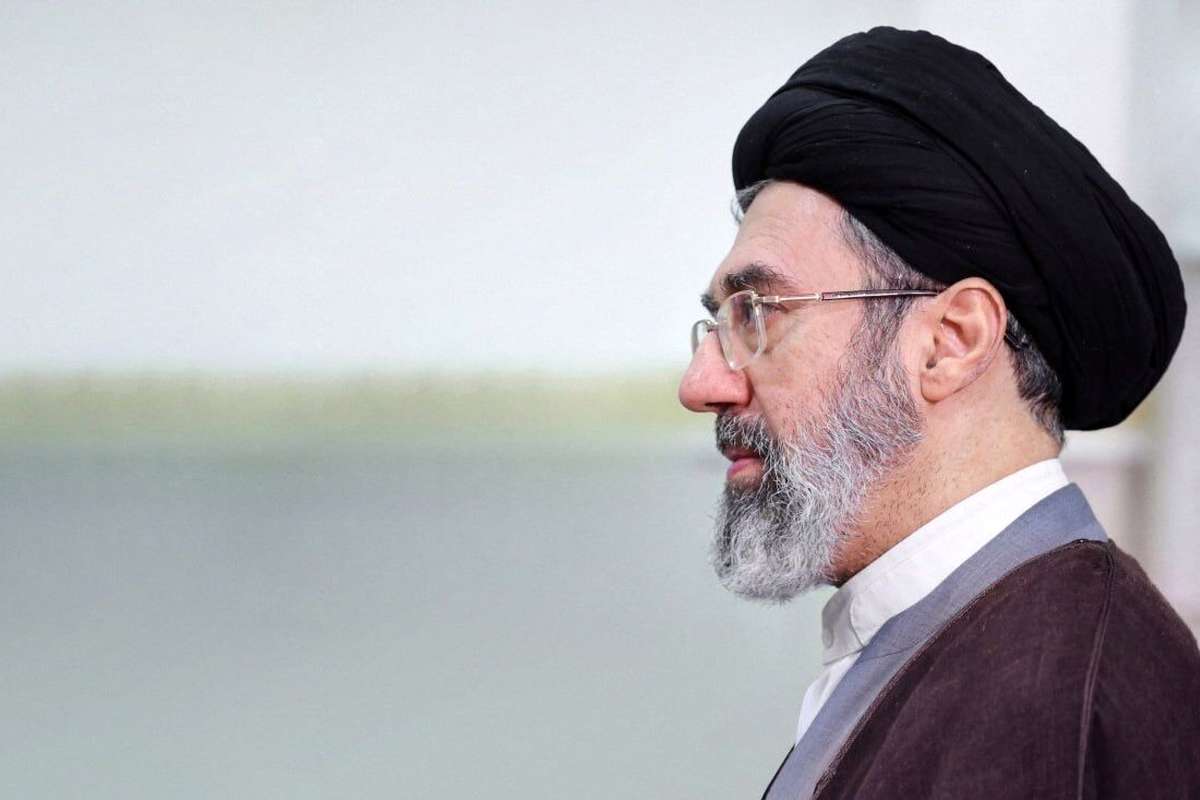 پیام آیت‌الله سیدمجتبی خامنه‌ای به مناسبت روز ارتش