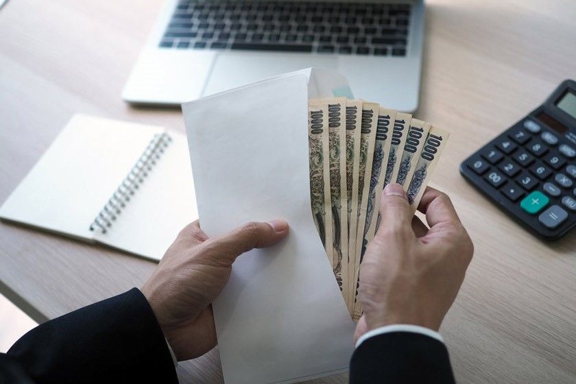 مبلغ نهایی حقوق کارمندان اعلام شد/ جزییات جدید از نحوه افزایش حقوق کارمندان