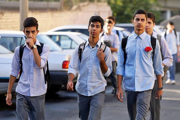 ساعت آغاز به کار مدارس تغییر می کند؟