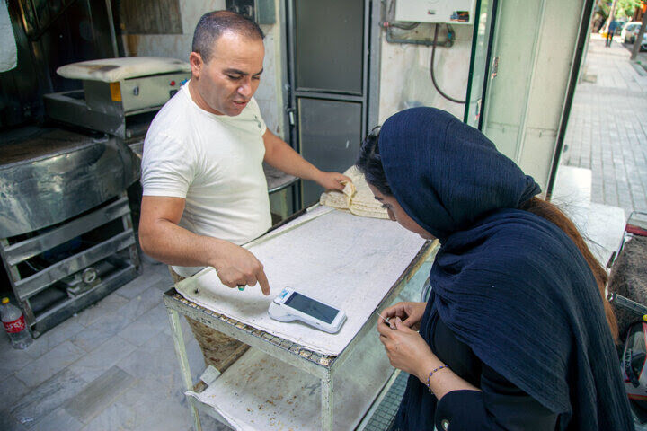 قطع سهمیه نانوایی‌های فاقد دستگاه کارتخوان