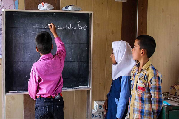 کمک 472 میلیون تومانی کمیته امداد منطقه دو یزد به دانش آموزان و دانشجویان تحت حمایت