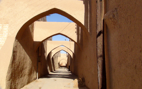 نیاز یزد به ۱۴۰ میلیون مترمکعب آب پایدار/ سختی آب در استان به ۳۰۰۰ رسیده است